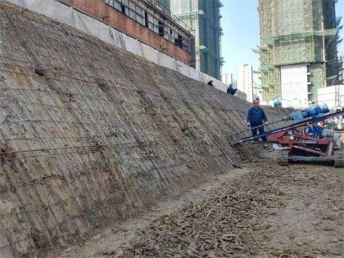 环翠建筑边坡支护